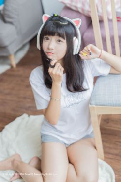 高中校花的第一次很嫩很紧